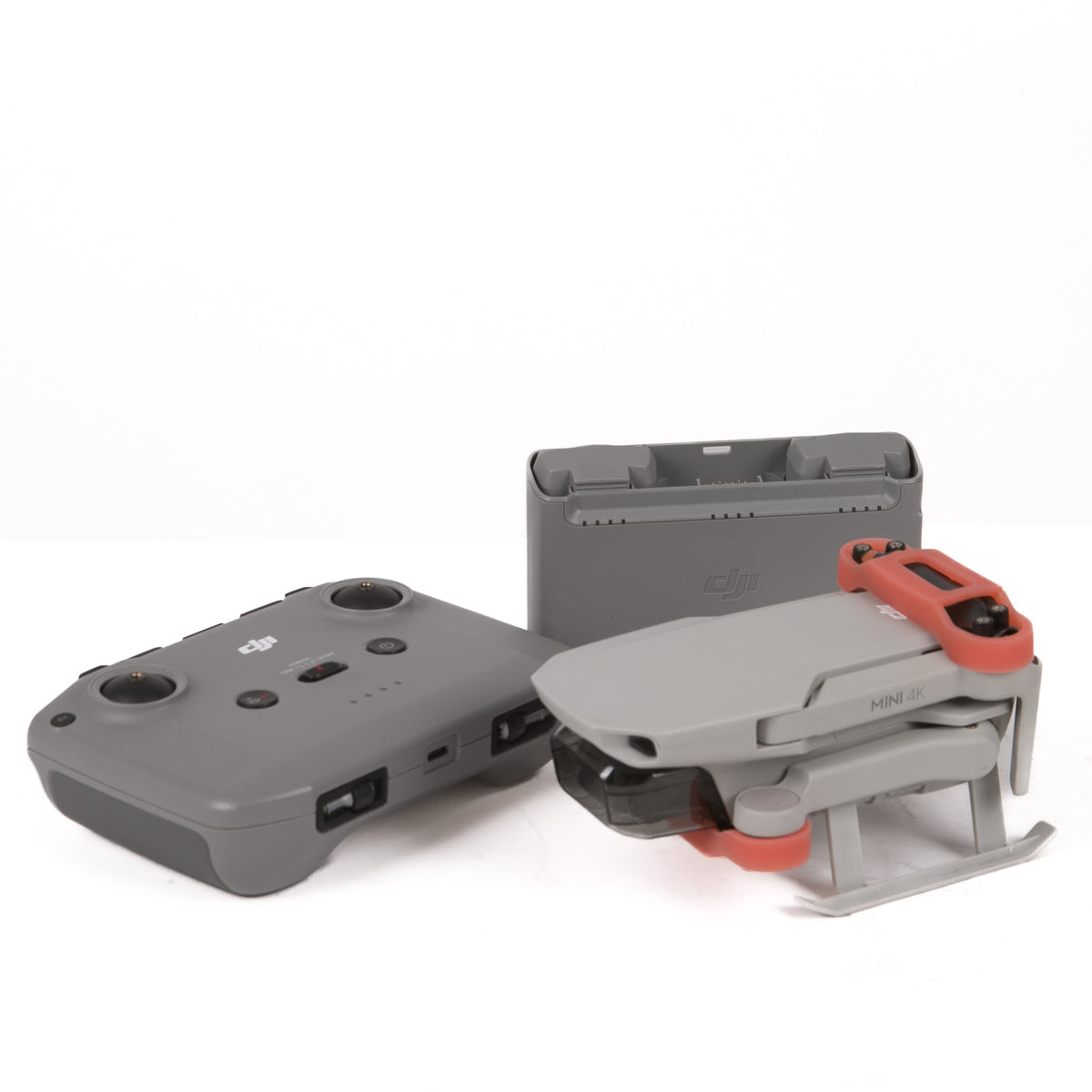 DJI Mini 4K con batterie e accessori