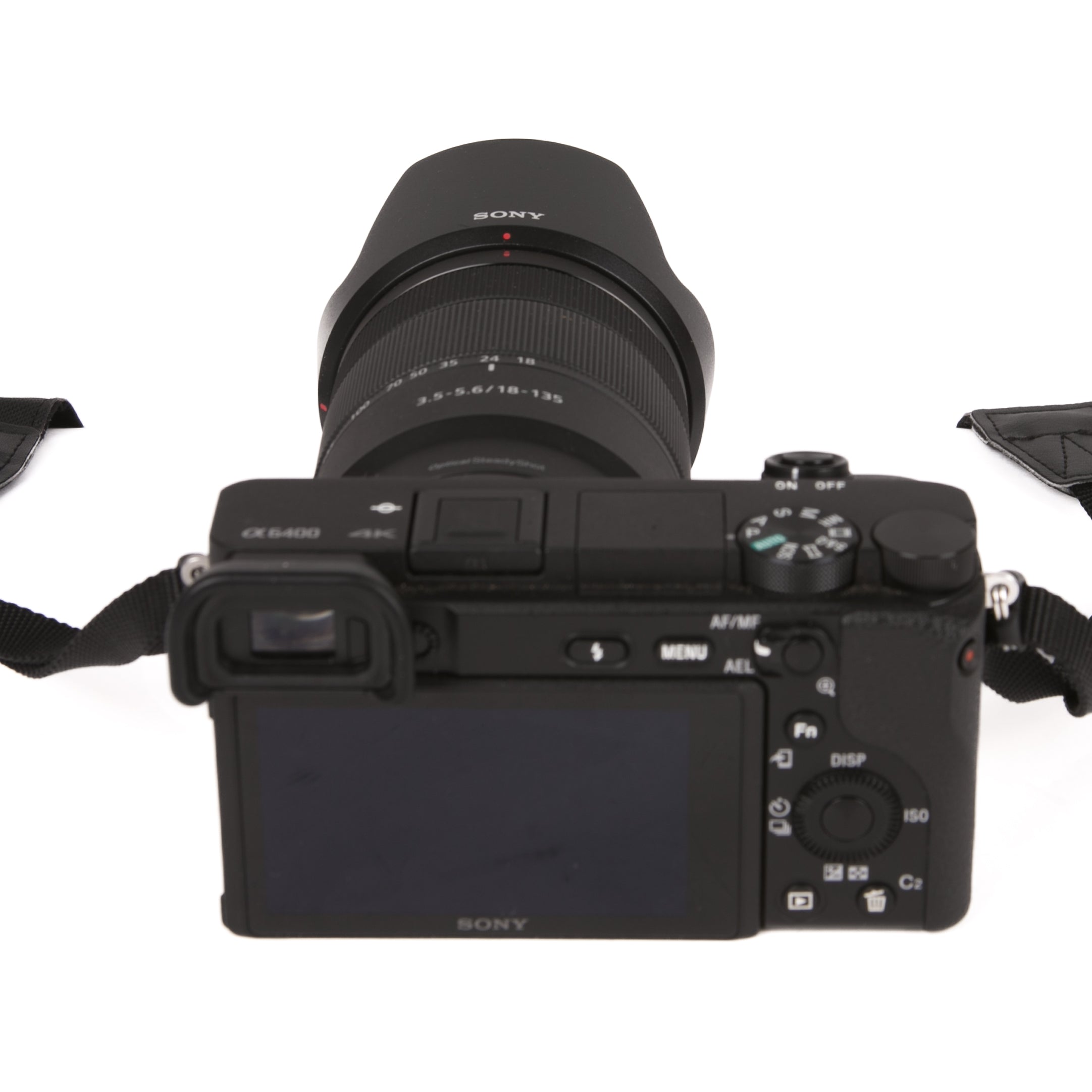 Sony Alpha a6400 con obiettivo 18-135mm SCATTI 10223