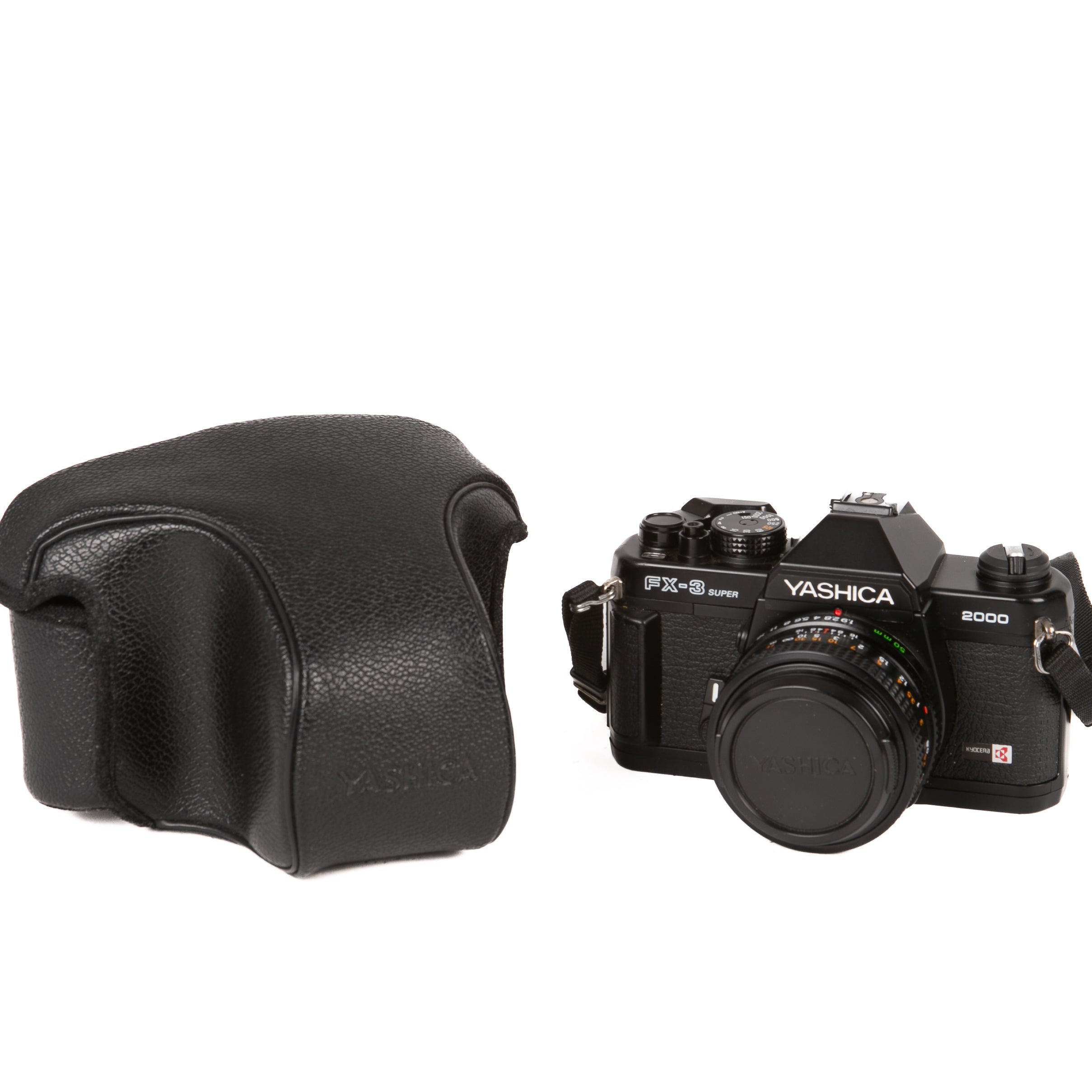 Yashica FX-3 Super 2000 + 50mm ML f/1,9 + custodia+CS220