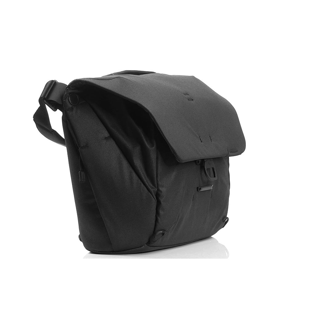 Everyday Messenger 13L v2 // Black