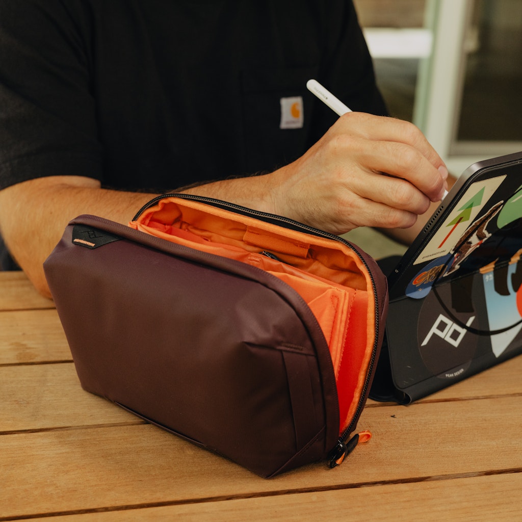 Tech Pouch - Eclipse