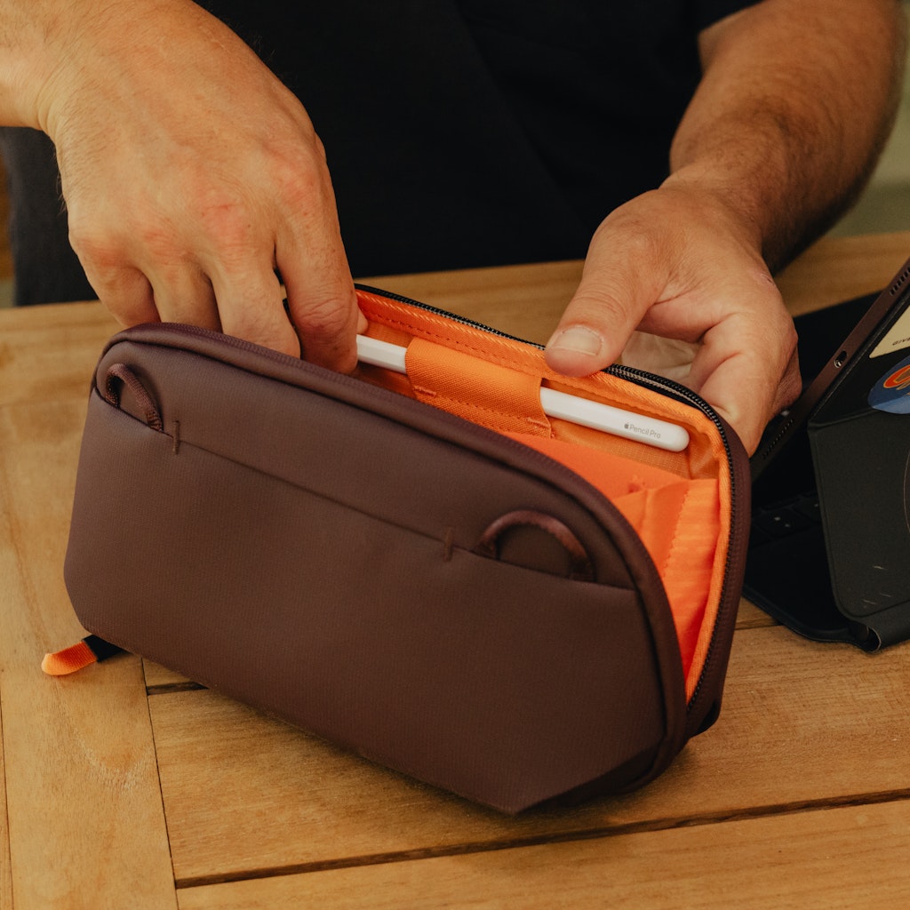 Tech Pouch Small - Eclipse