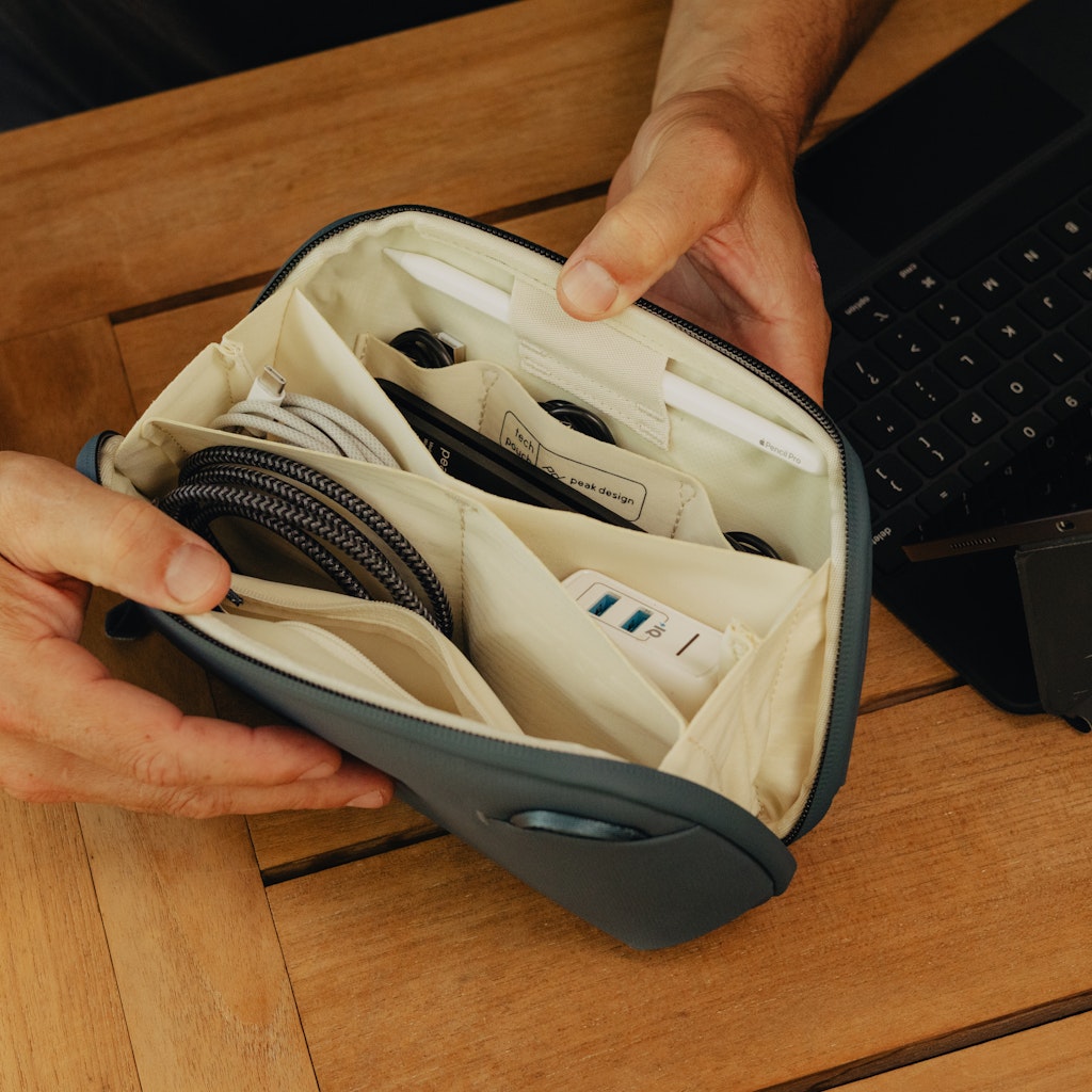 Tech Pouch Small - Ocean