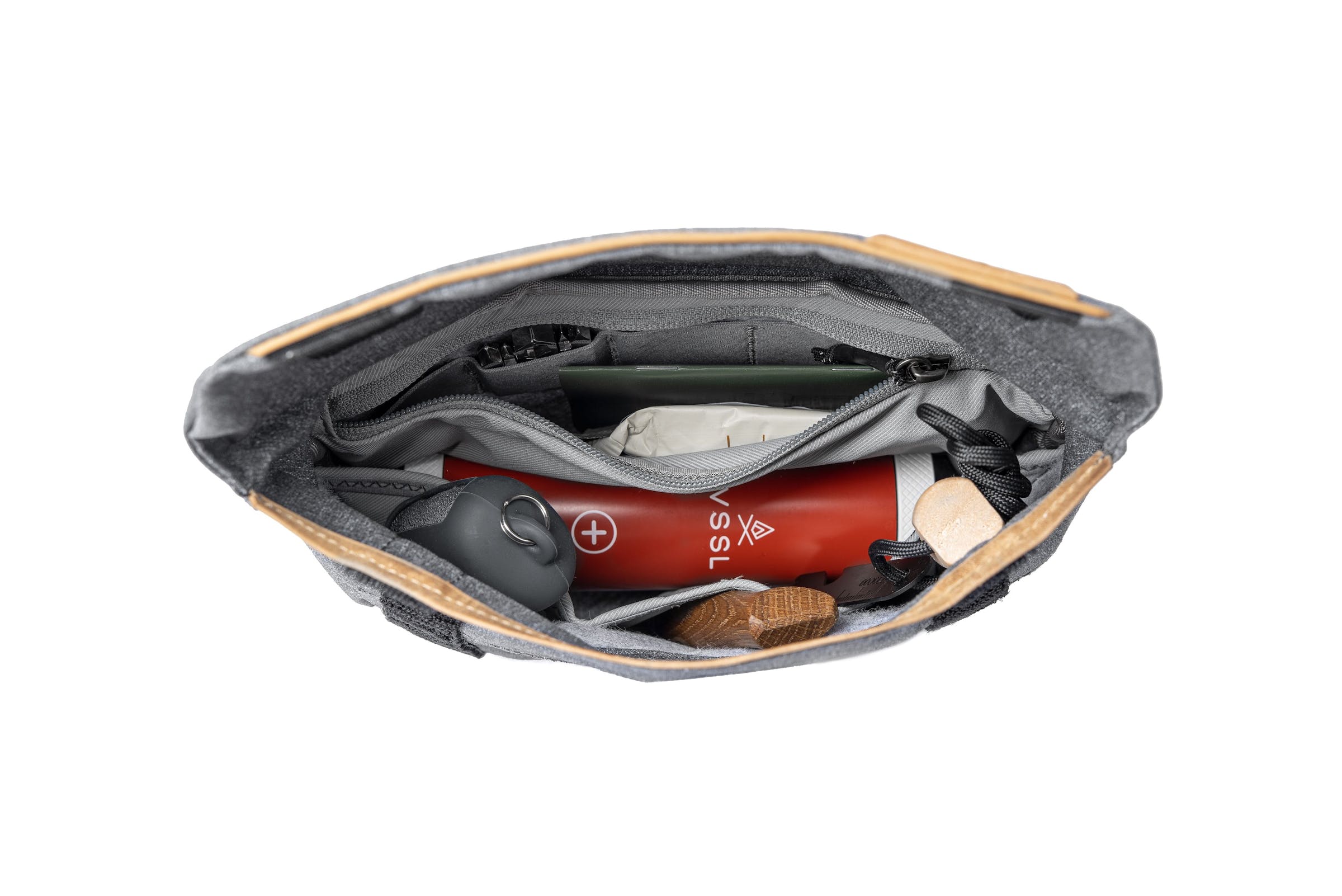 The Field Pouch - Charcoal The Field Pouch - BLACK