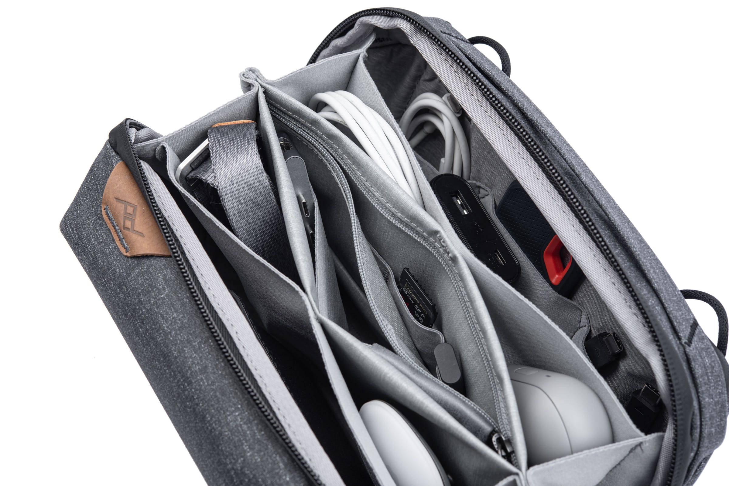 Tech Pouch Charcoal - Carbone