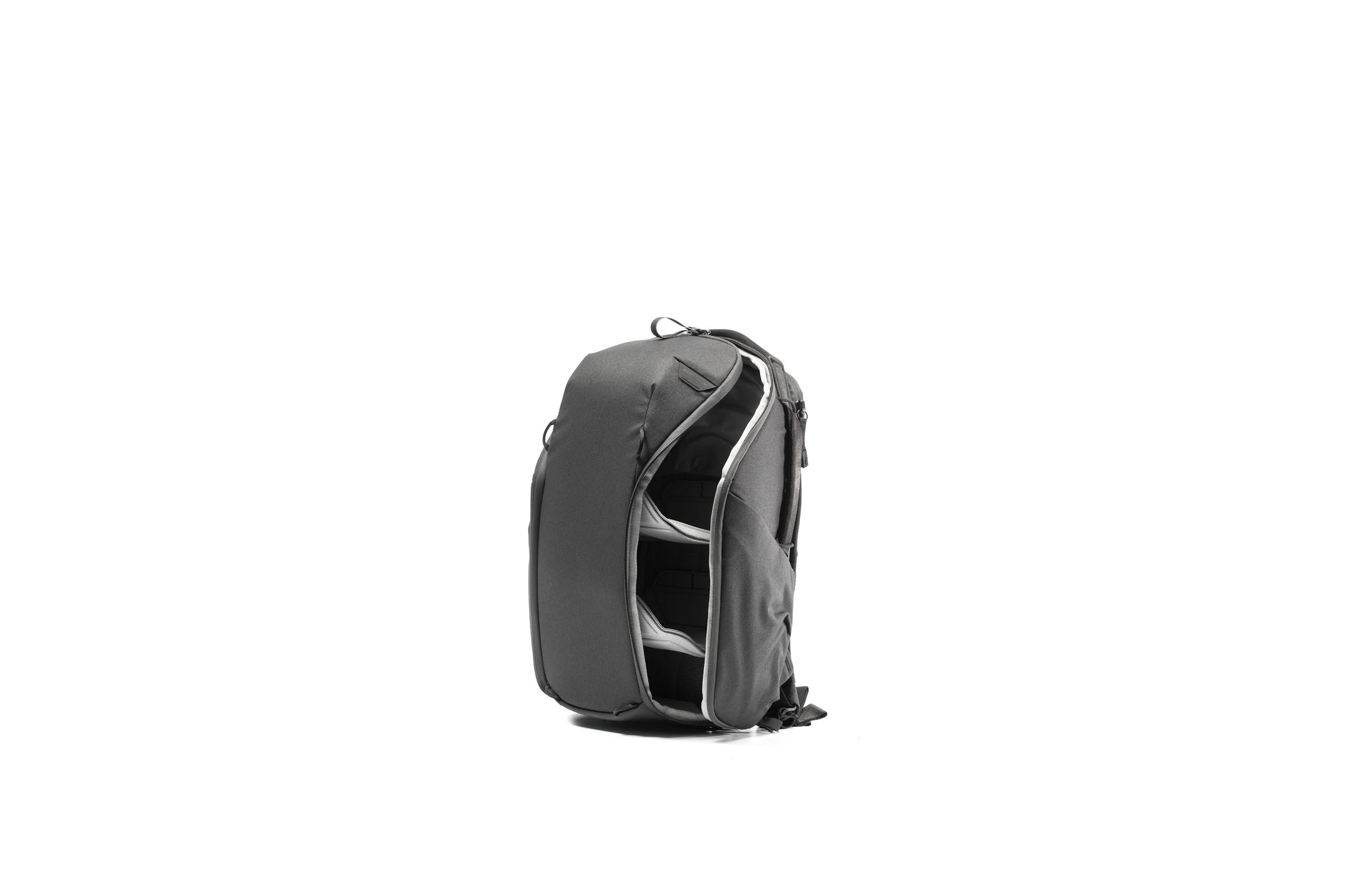 Everyday Backpack 15Litri Zip v2 // Black