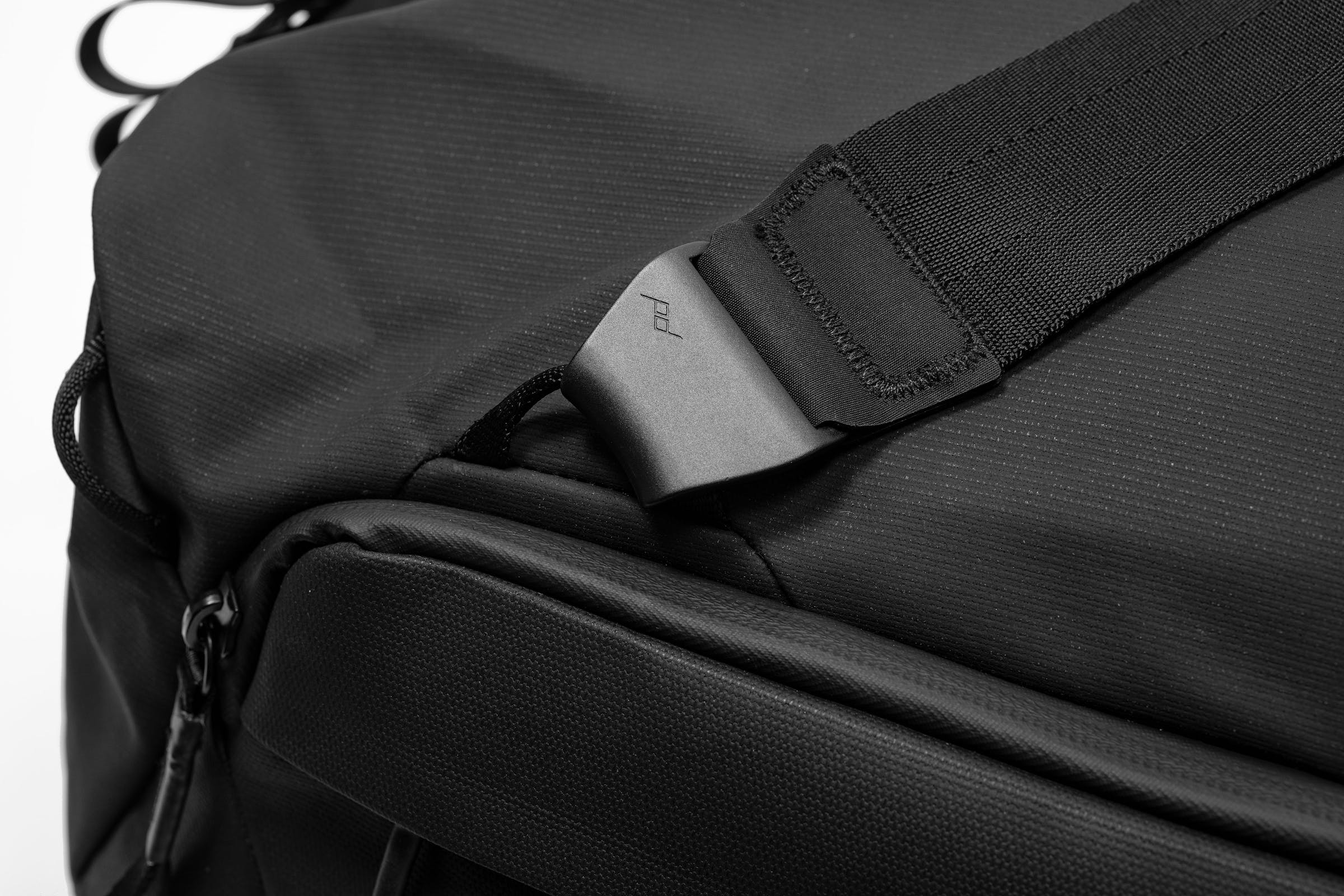 Travel Duffel 35Litri Black. - Nero
