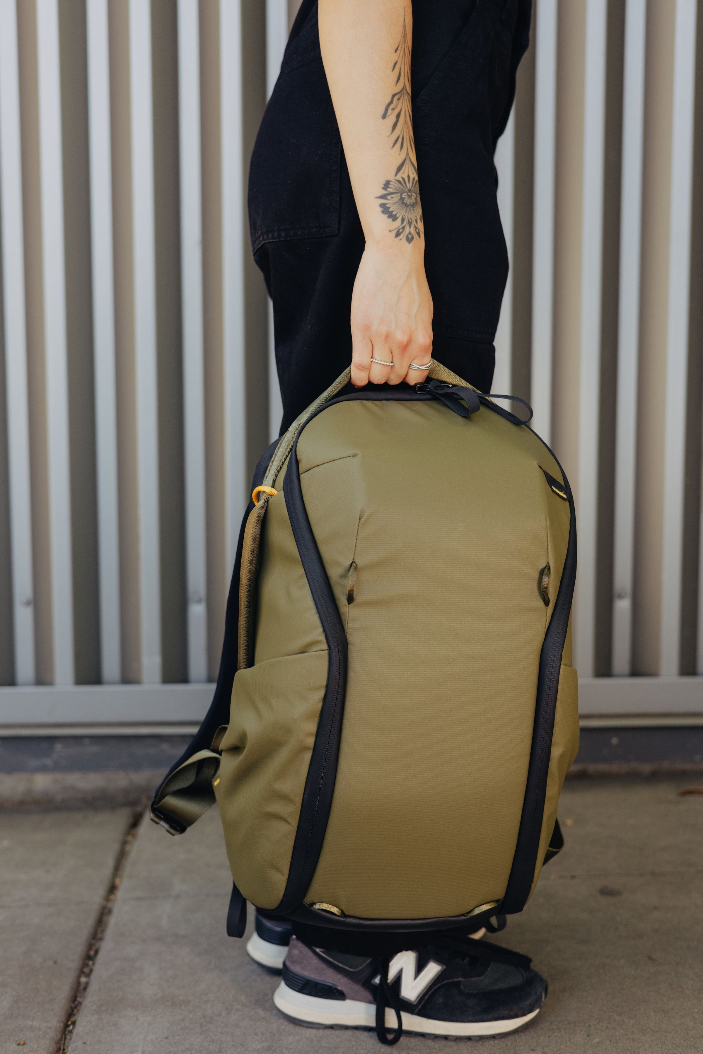 Everyday Backpack Zip 15L - Kelp