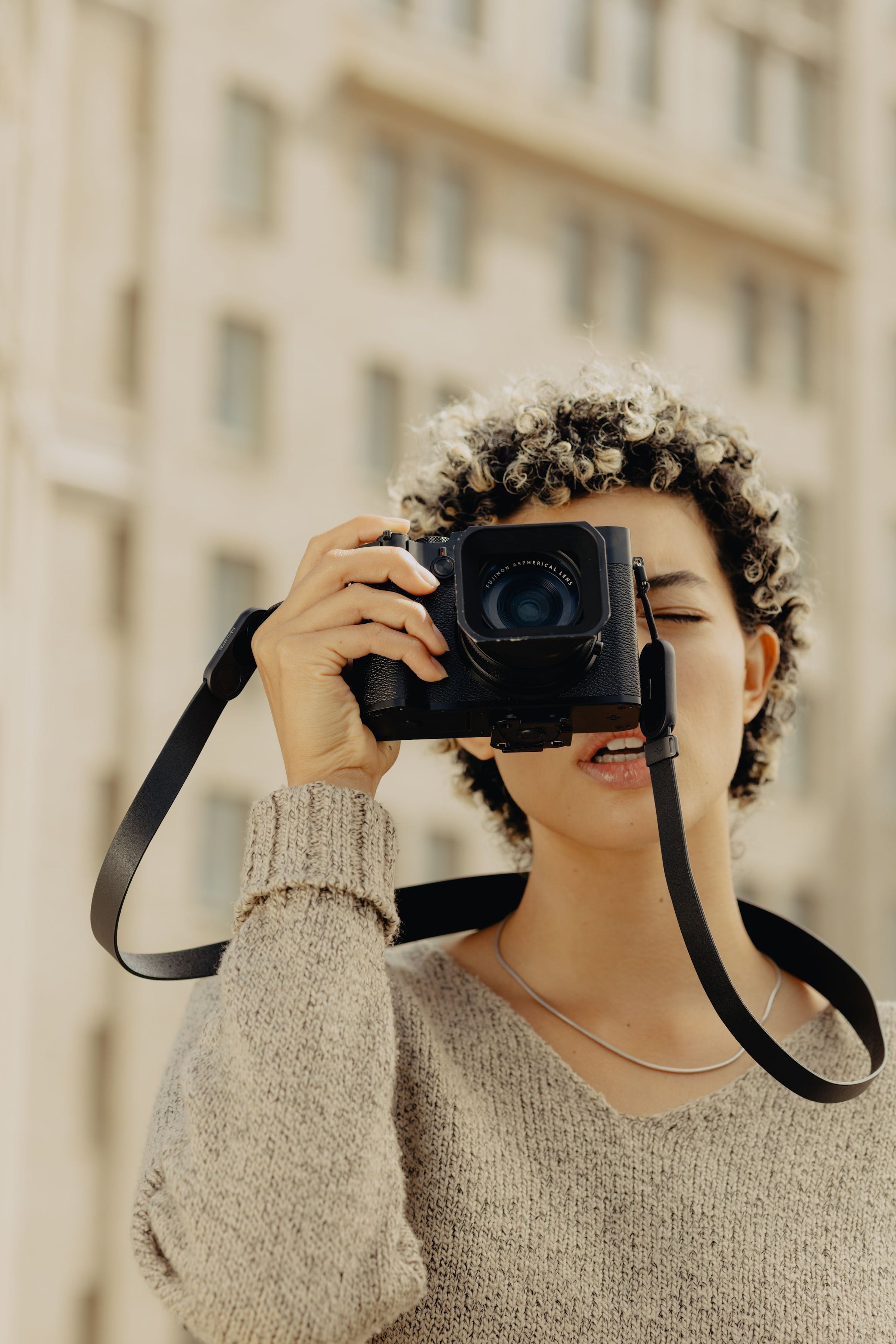Form - Leather Nera Camera Strap Standard