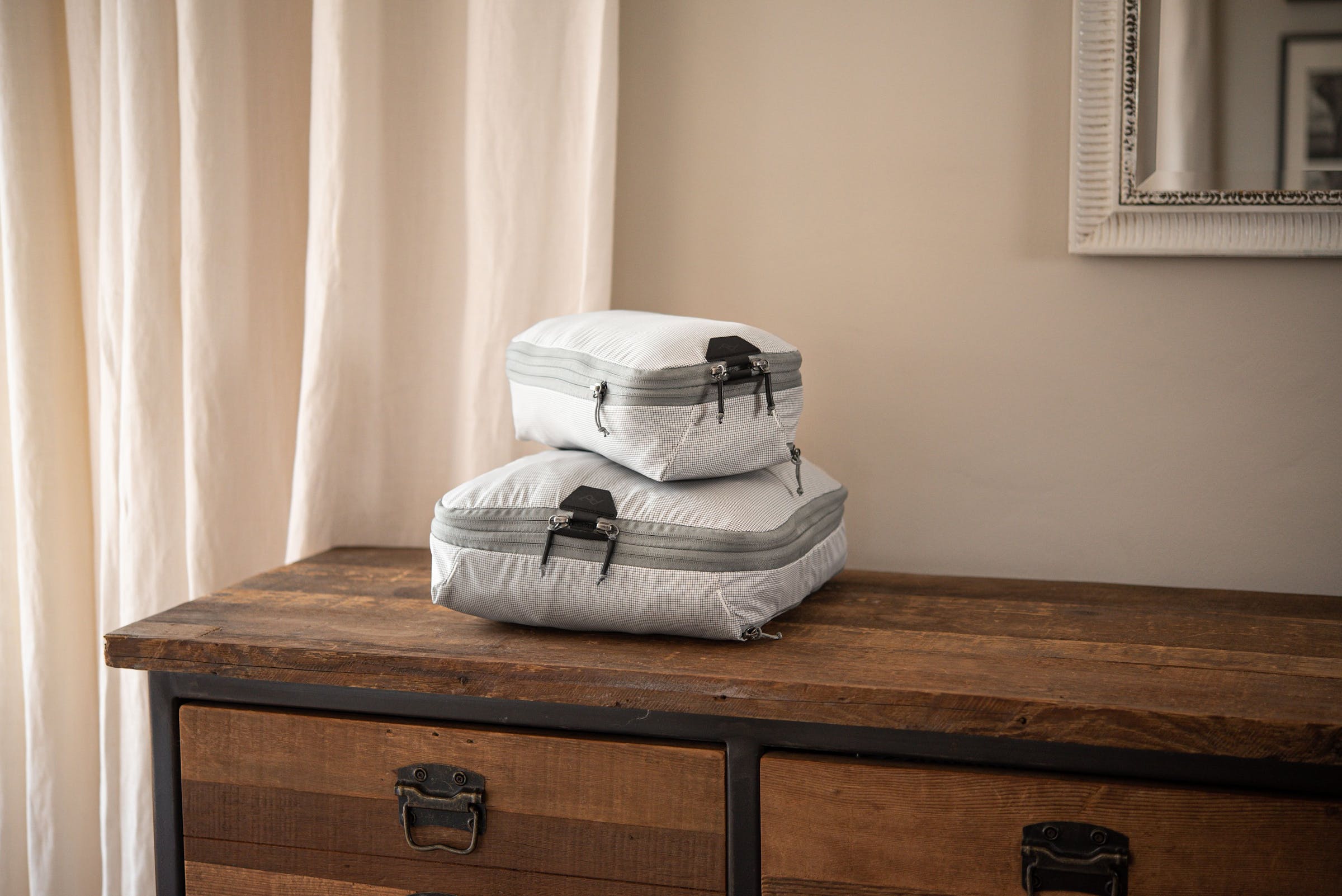 Packing Cube Medium - Bianco Raw Quadrettato