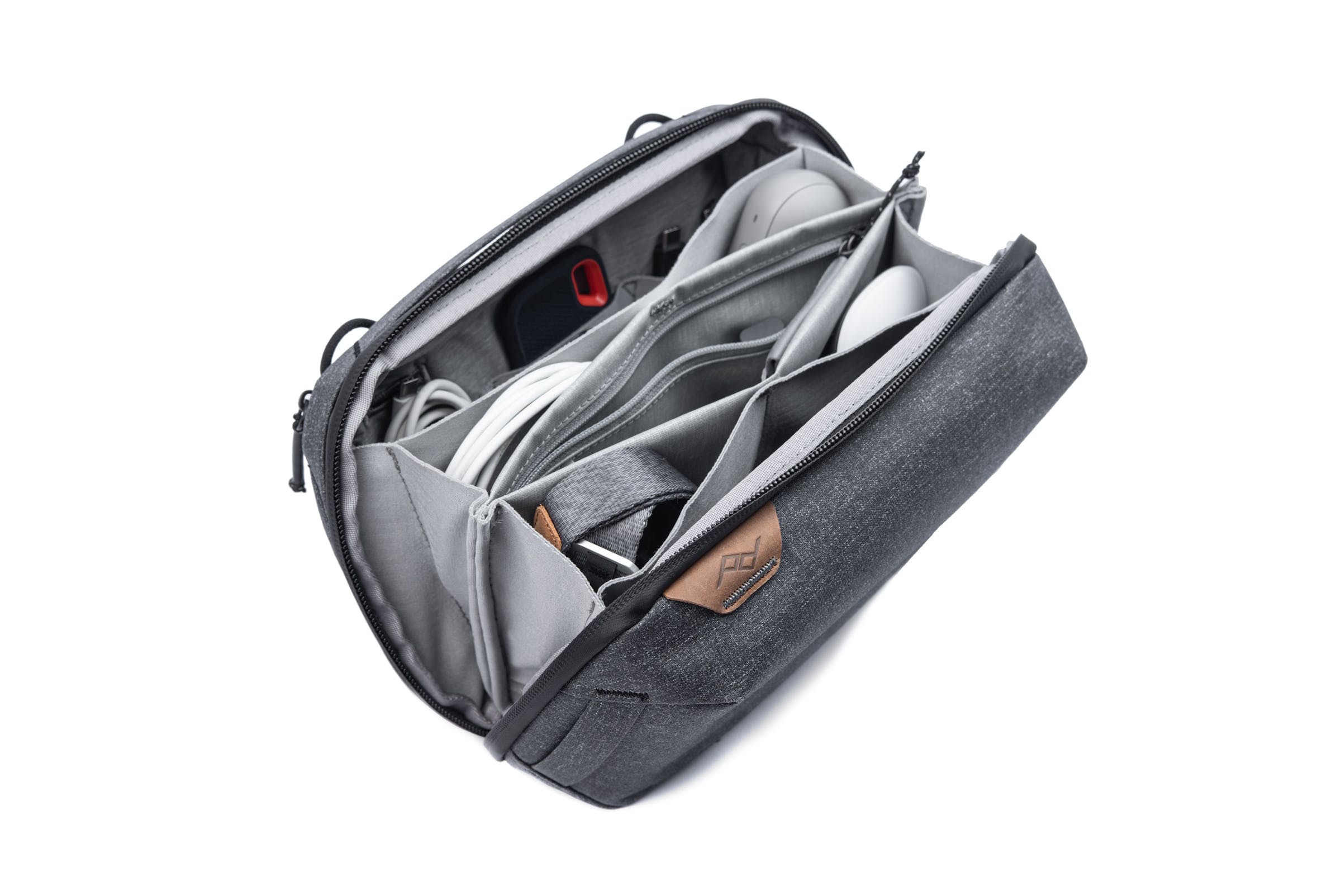 Tech Pouch Charcoal - Carbone