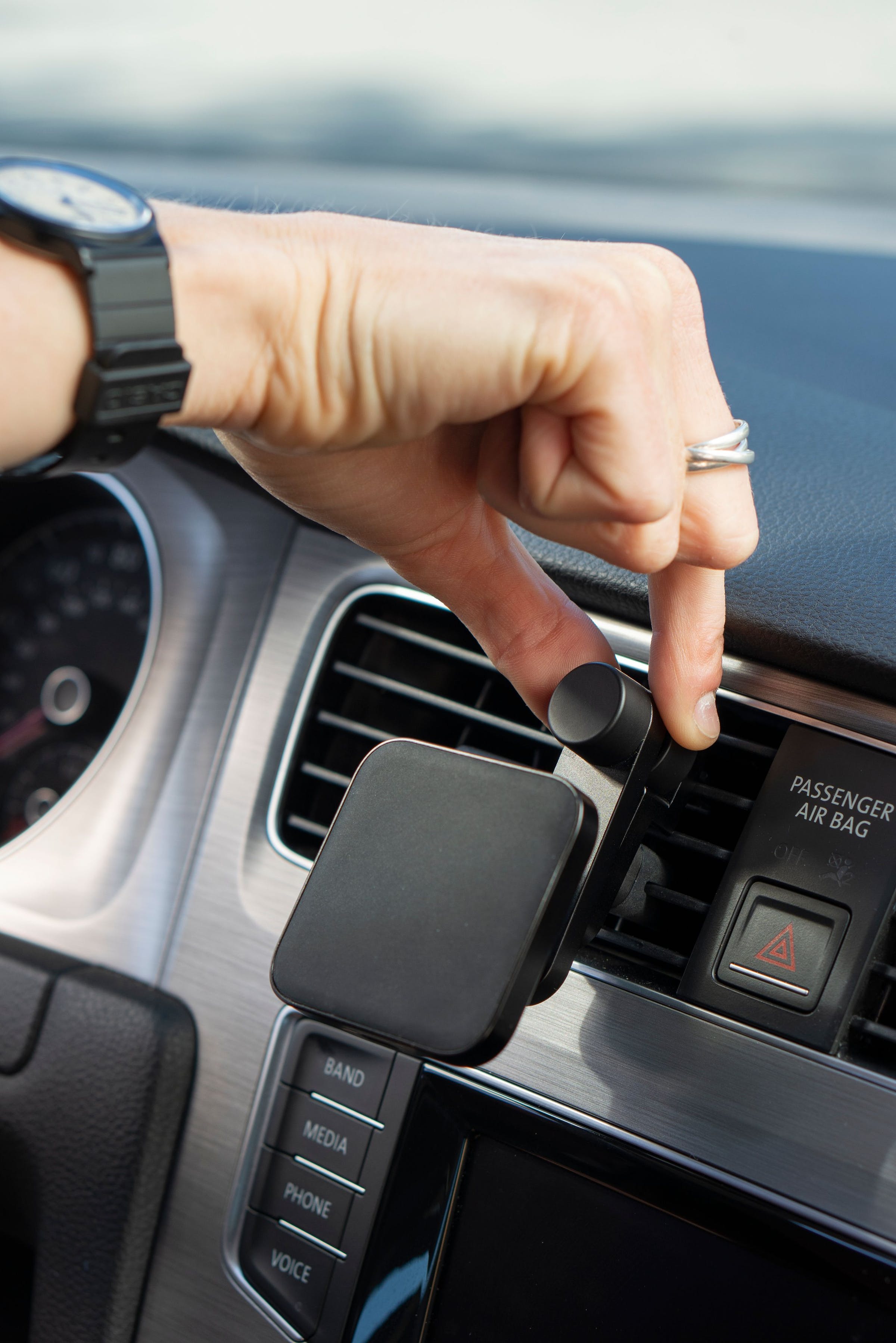 Mobile Car Mount per BOCCHETTA dell' ARIA con Ricarica Wirless MagSafe