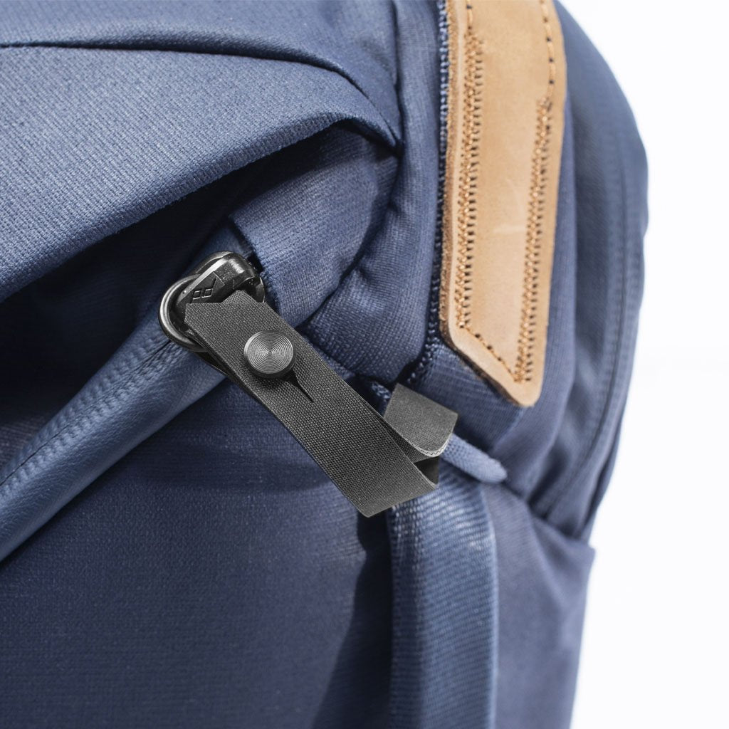 Everyday Backpack 20Litri ZIP v2 // Black -nero