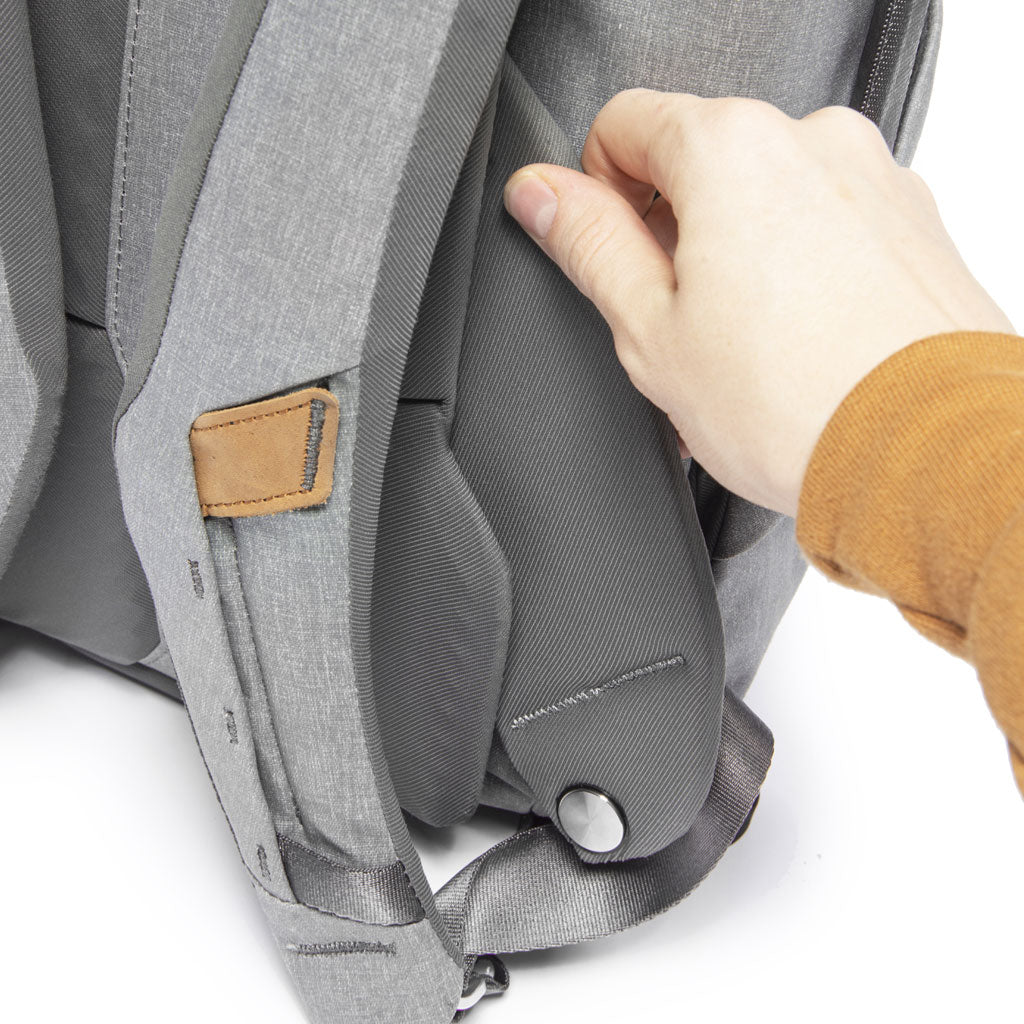 Everyday Backpack 30Litri v2 // Black - Nero
