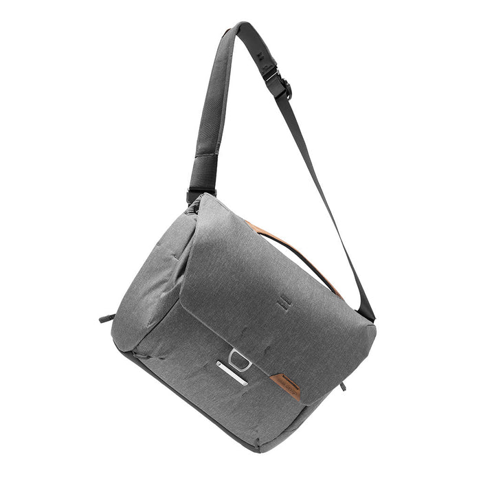 Everyday Messenger 13L v2 // Ash