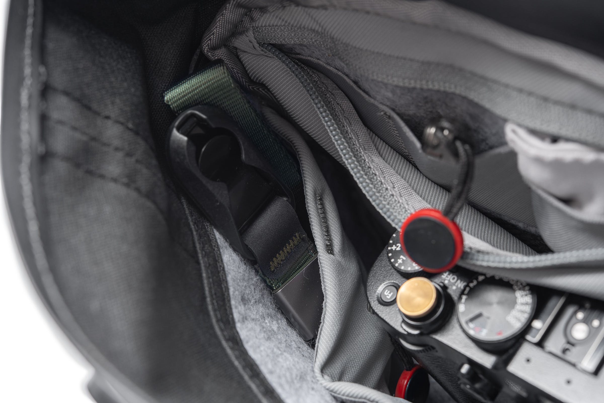 Field Pouch V2