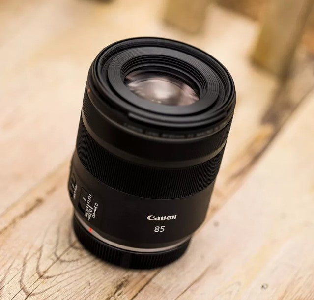 Canon Obiettivo RF 85mm F2 Macro IS STM