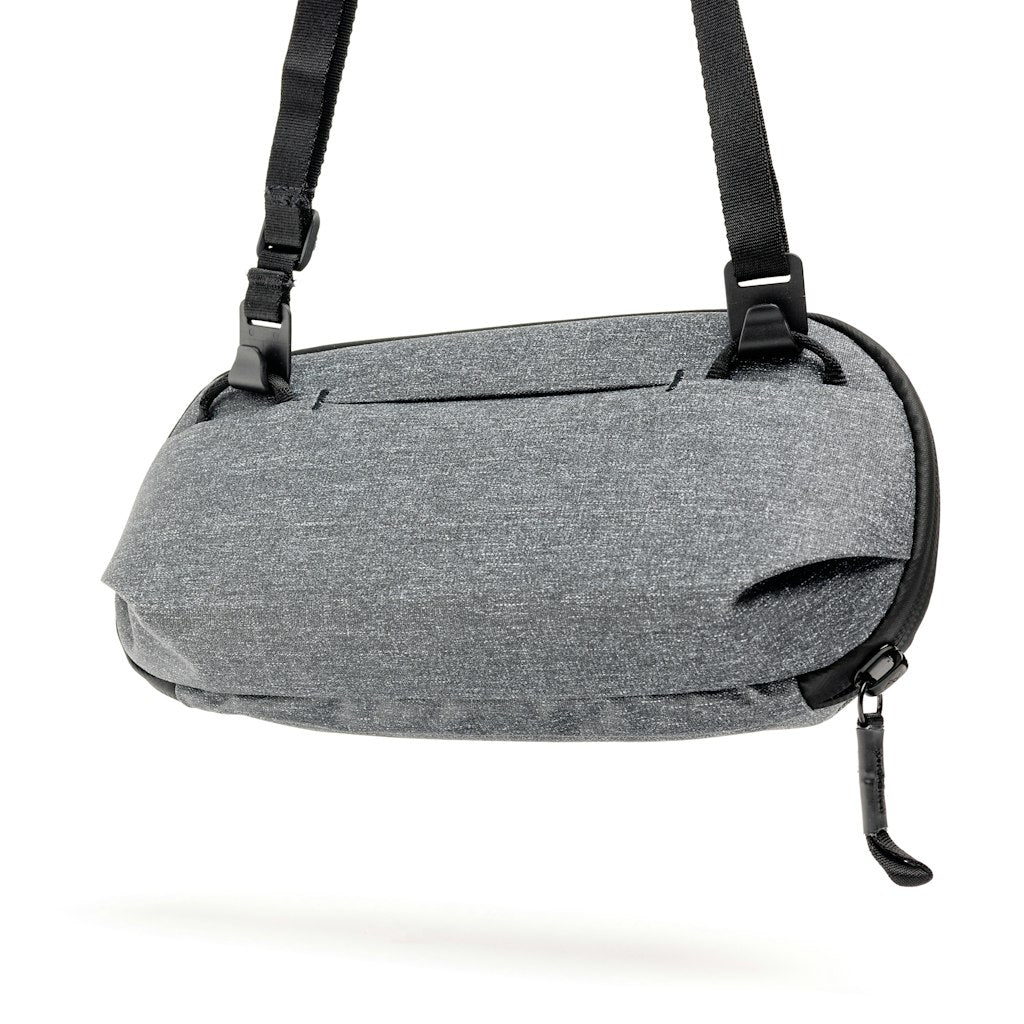 Tech Pouch Small Charcoal - Carbone